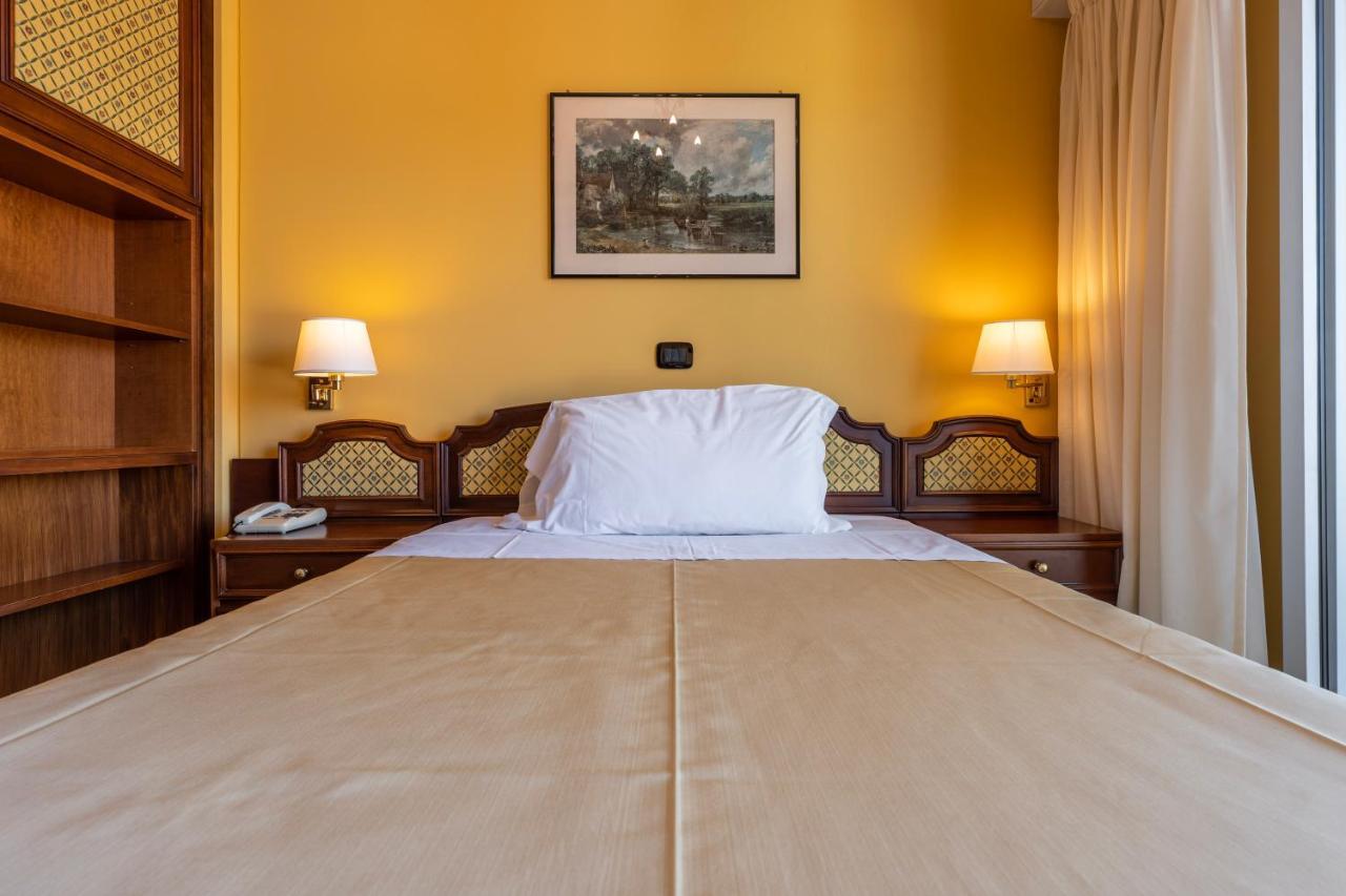 Hotel Bellevue Et Mediterranee Ντιάνο Μαρίνα Εξωτερικό φωτογραφία