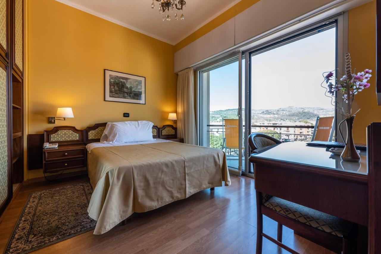 Hotel Bellevue Et Mediterranee Ντιάνο Μαρίνα Εξωτερικό φωτογραφία