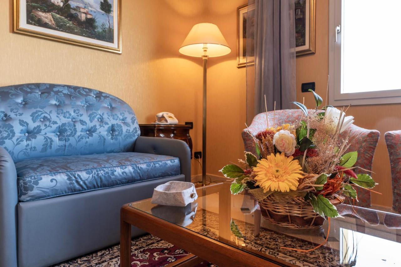 Hotel Bellevue Et Mediterranee Ντιάνο Μαρίνα Εξωτερικό φωτογραφία
