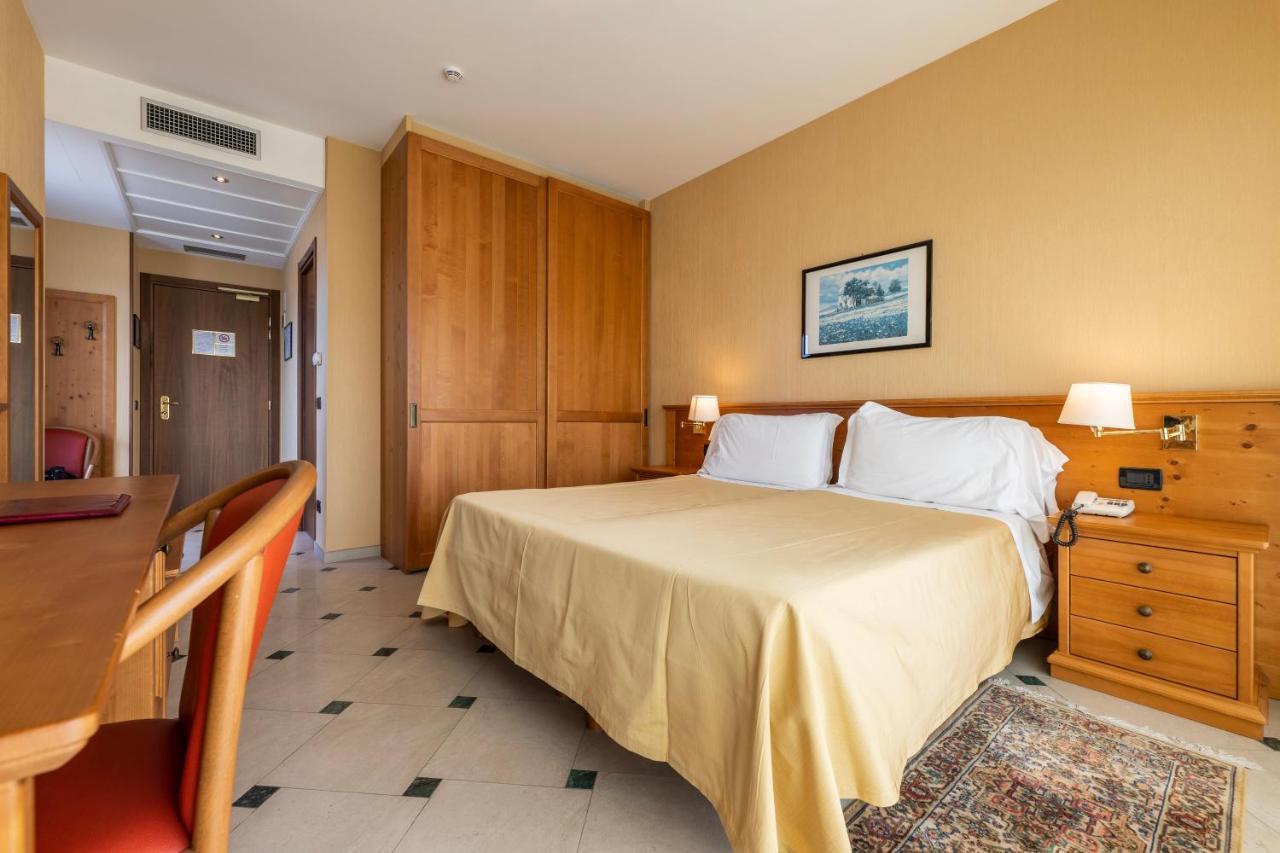 Hotel Bellevue Et Mediterranee Ντιάνο Μαρίνα Εξωτερικό φωτογραφία
