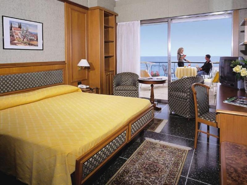 Hotel Bellevue Et Mediterranee Ντιάνο Μαρίνα Εξωτερικό φωτογραφία
