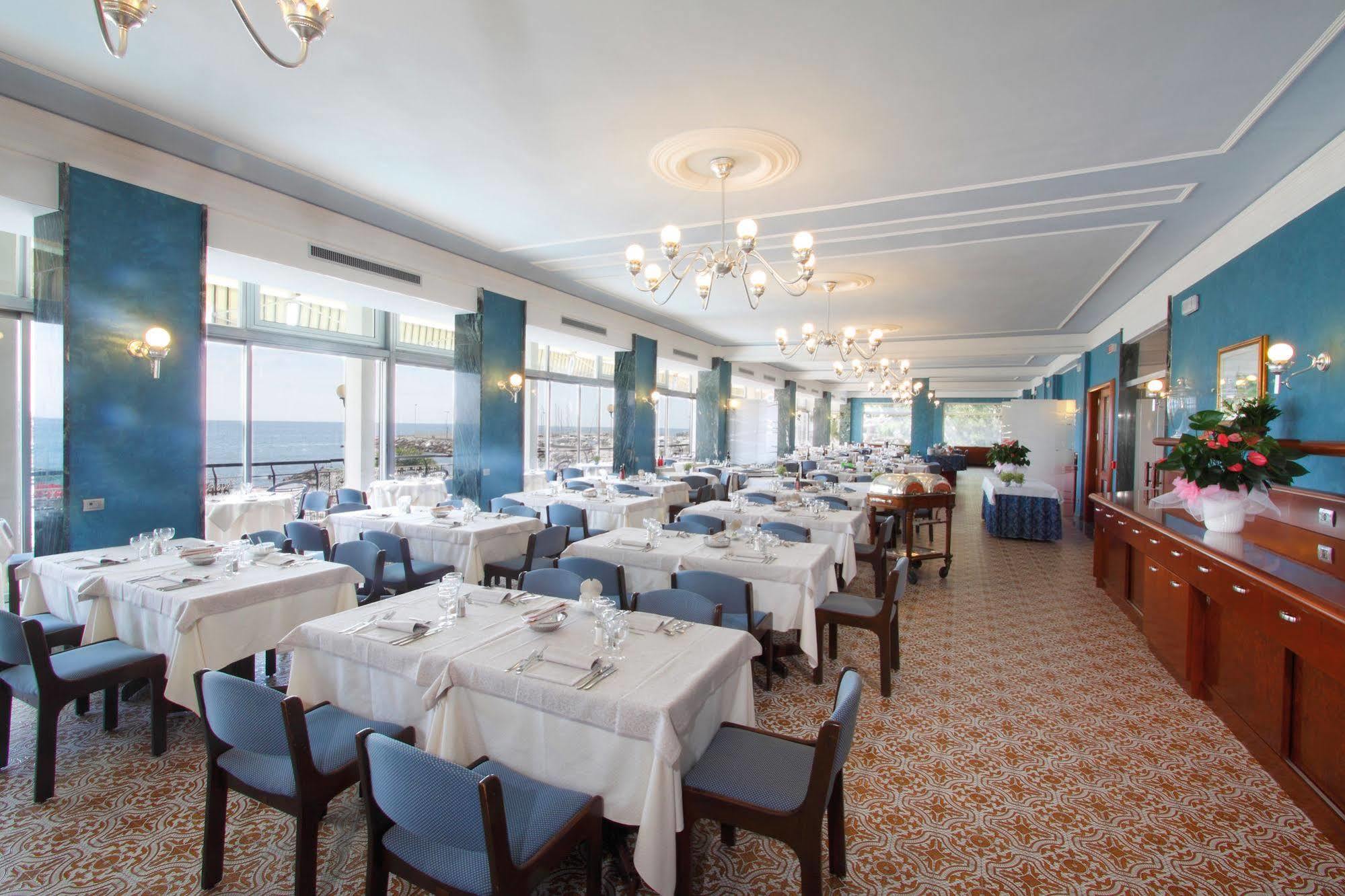 Hotel Bellevue Et Mediterranee Ντιάνο Μαρίνα Εξωτερικό φωτογραφία
